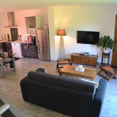 Sur La Route De Champ Colin Villa Saint-Denis-lès-Rebais Kültér fotó